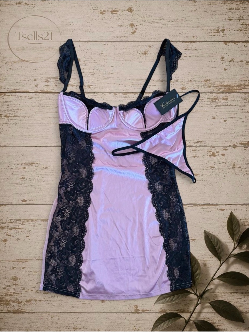 NWT Frederick’s of Hollywood Pink Satin & Black Lace Chemise Set - Size L